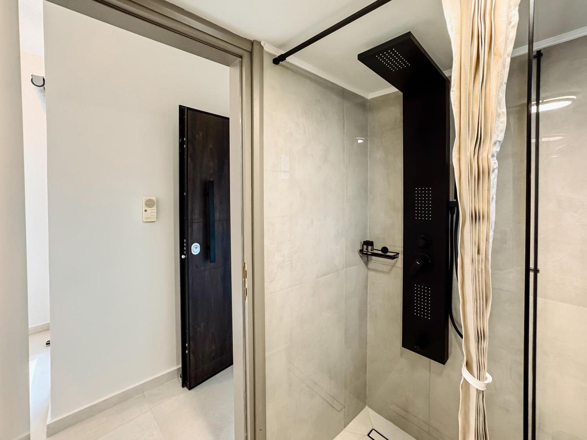 Comfy Corner Luxury Apartment ハニア エクステリア 写真